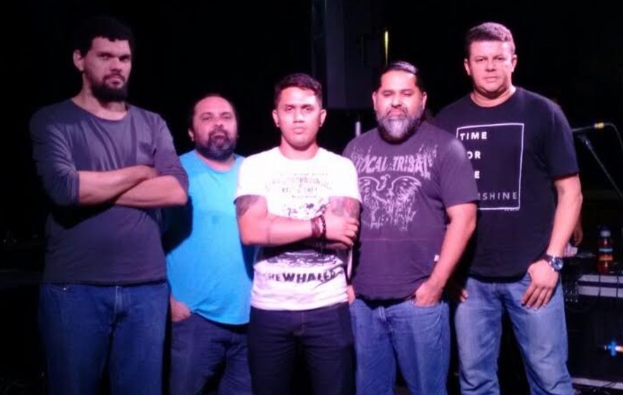 Rock nacional agita a noite de quinta no pub ‘Os Intocáveis'