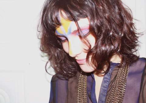 Artista visual Rakel Caminha apresenta exposição “Tatuagem” no Café Teatro