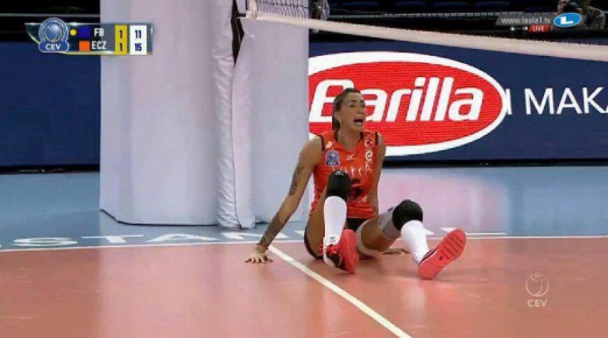 Após lesão feia, clube de Thaisa divulga nota sobre o estado da atleta