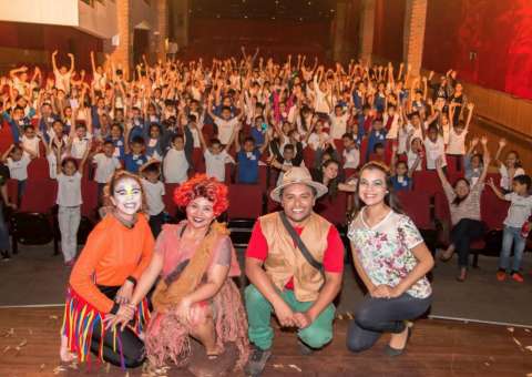 Projeto ‘A Escola Vai ao Teatro’ chega a fase final