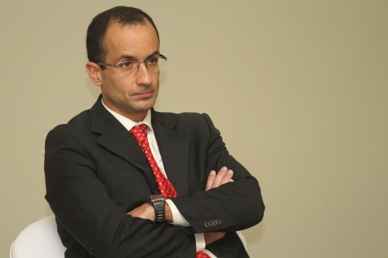 PT prepara Mantega para contradizer Odebrecht