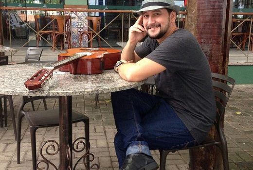 Pagode do Coronel revive clássicos dos anos 90 