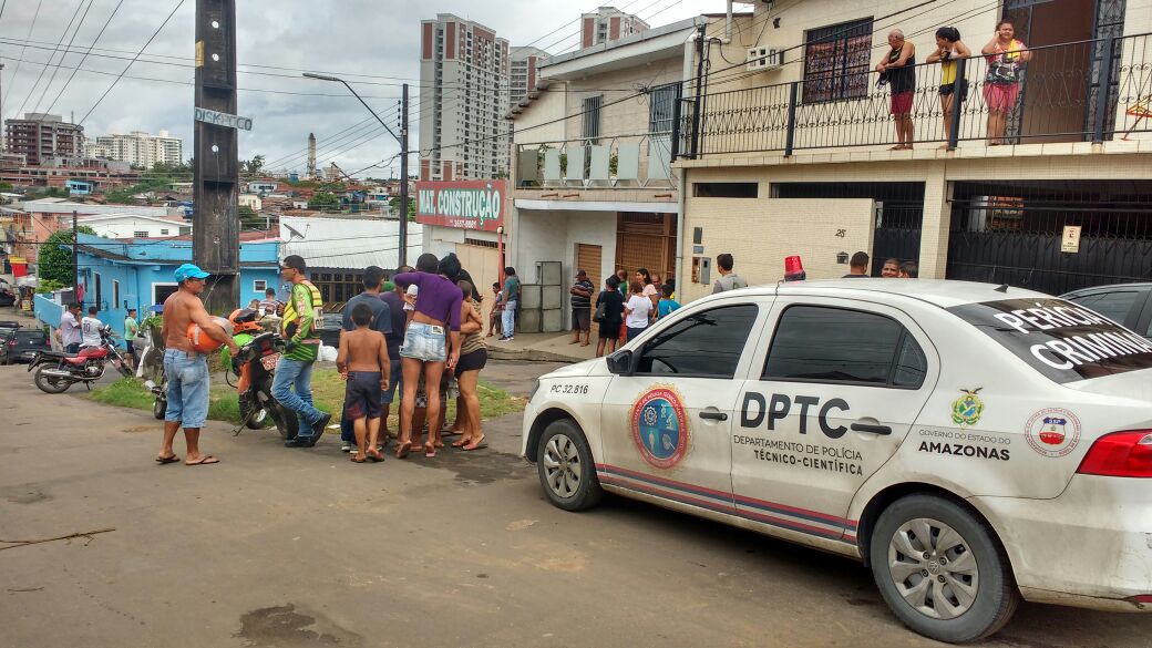 Empresário é morto com 3 tiros durante assalto a materiais de construção em Manaus