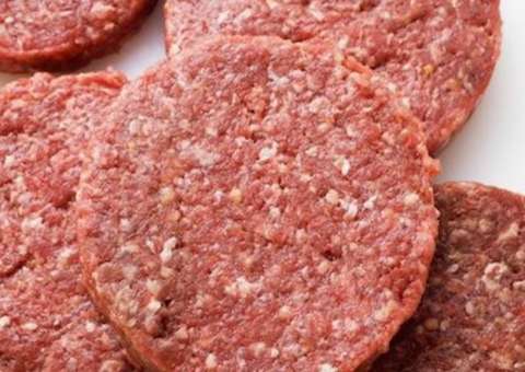 Ministério encontra bactérias em 8 amostras de frigoríficos