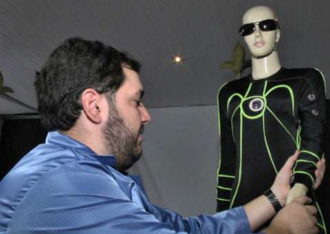 Tecnologia brasileira para velocistas cegos disputa prêmio mundial de inovação