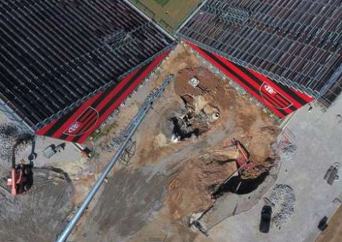 Flamengo e Botafogo trocam acusações graves na internet, após problemas na Arena da Ilha