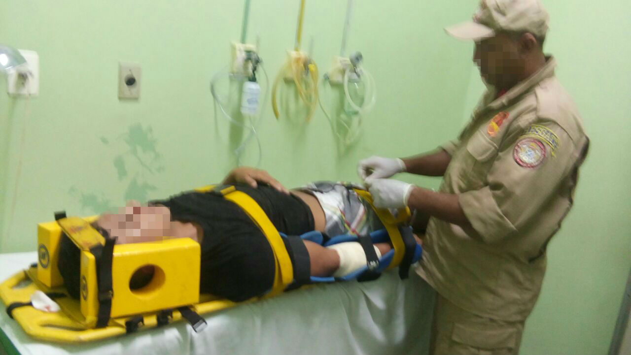 Acidente entre carro e moto deixa uma pessoa ferida no Amazonas