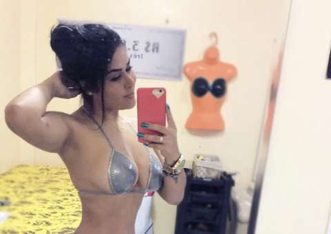 Musa do Forró rebola bumbum de 106cm em vídeo de dança