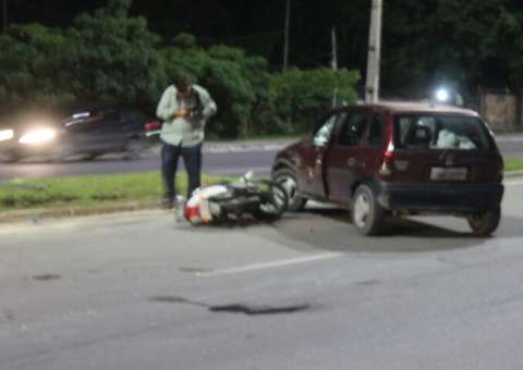 Acidente de trânsito deixa três pessoas feridas em Manaus