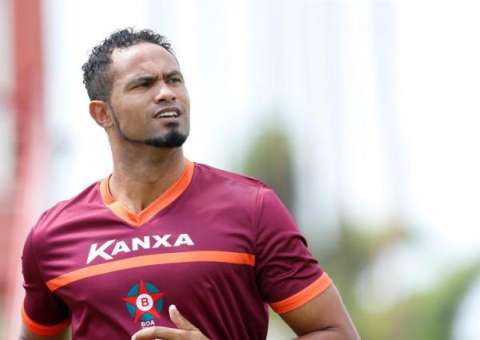 Técnico do Boa confirma estreia de goleiro Bruno para este sábado