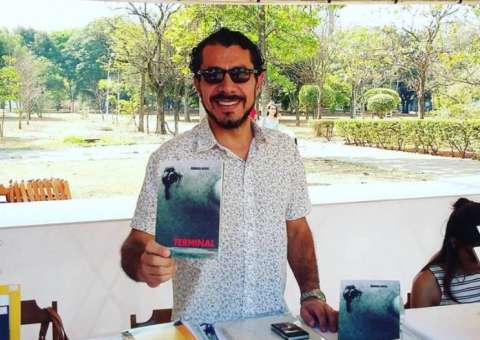 Ex-BBB Rômulo vem a Manaus para fazer homenagem a Vivian e bate-papo com os fãs