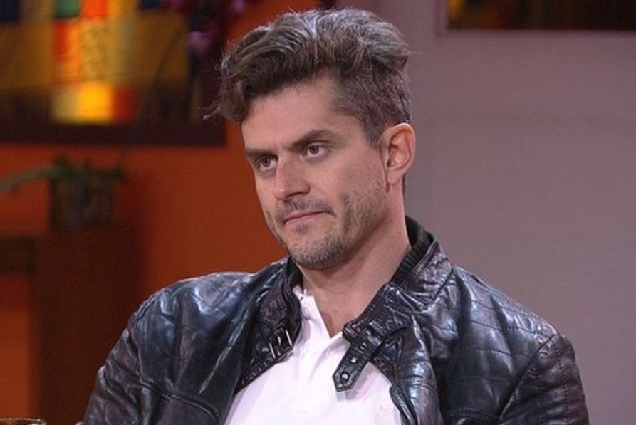 Sócia de Marcos se pronuncia sobre falta de especialização de cirurgião plástico 