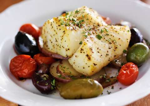 Bacalhau é fonte de vitaminas e minerais