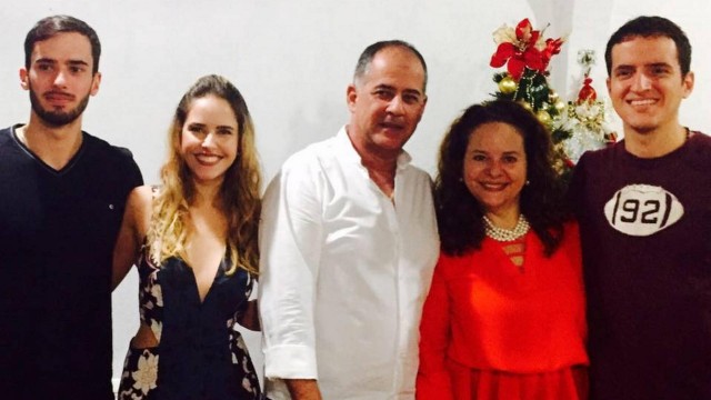 Família de desaparecido no Acre começa tradução de livros criptografados