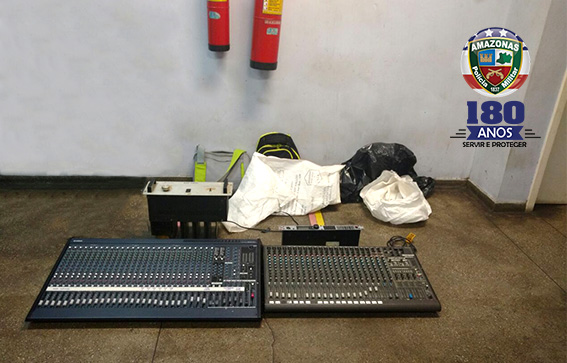 Dupla é flagrada roubando igreja Assembleia de Deus em Manaus