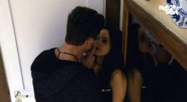 Polícia vai ao BBB colher depoimentos de Emily e Marcos sobre suposta agressão