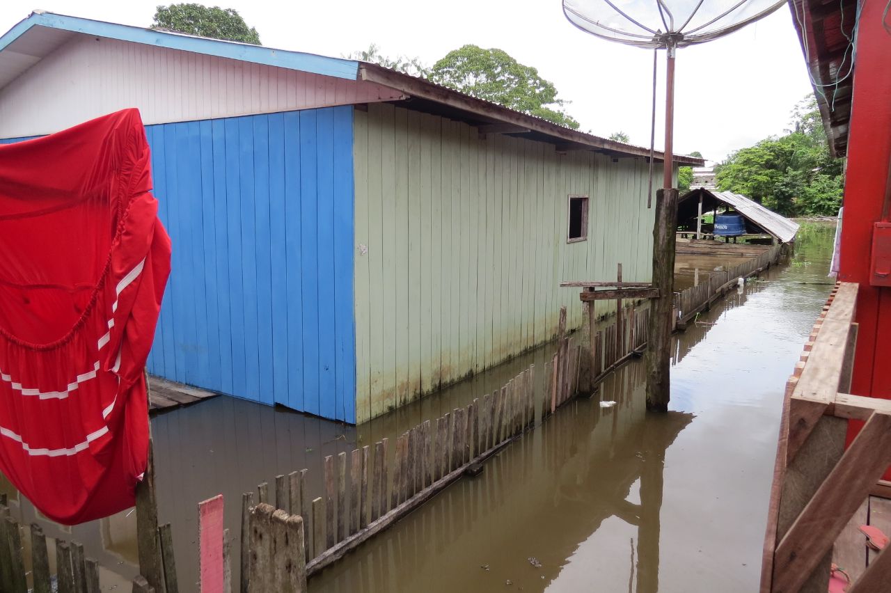 Mais de 3 mil famílias são afetadas com enchente em Carauari
