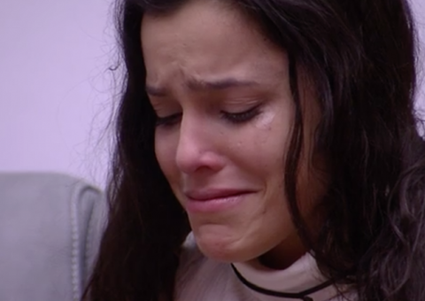 VÍDEO: Veja reação de Emilly após receber a notícia de expulsão de Marcos