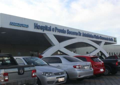 Jovem leva tiro no rosto em frente a sua casa em Manaus