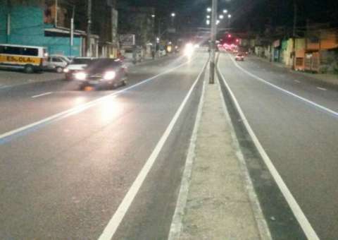Homem é atropelado por ônibus na faixa azul na Av. Constantino Nery