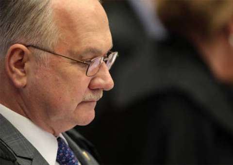 Fachin encaminha ao STJ citações envolvendo 9 governadores