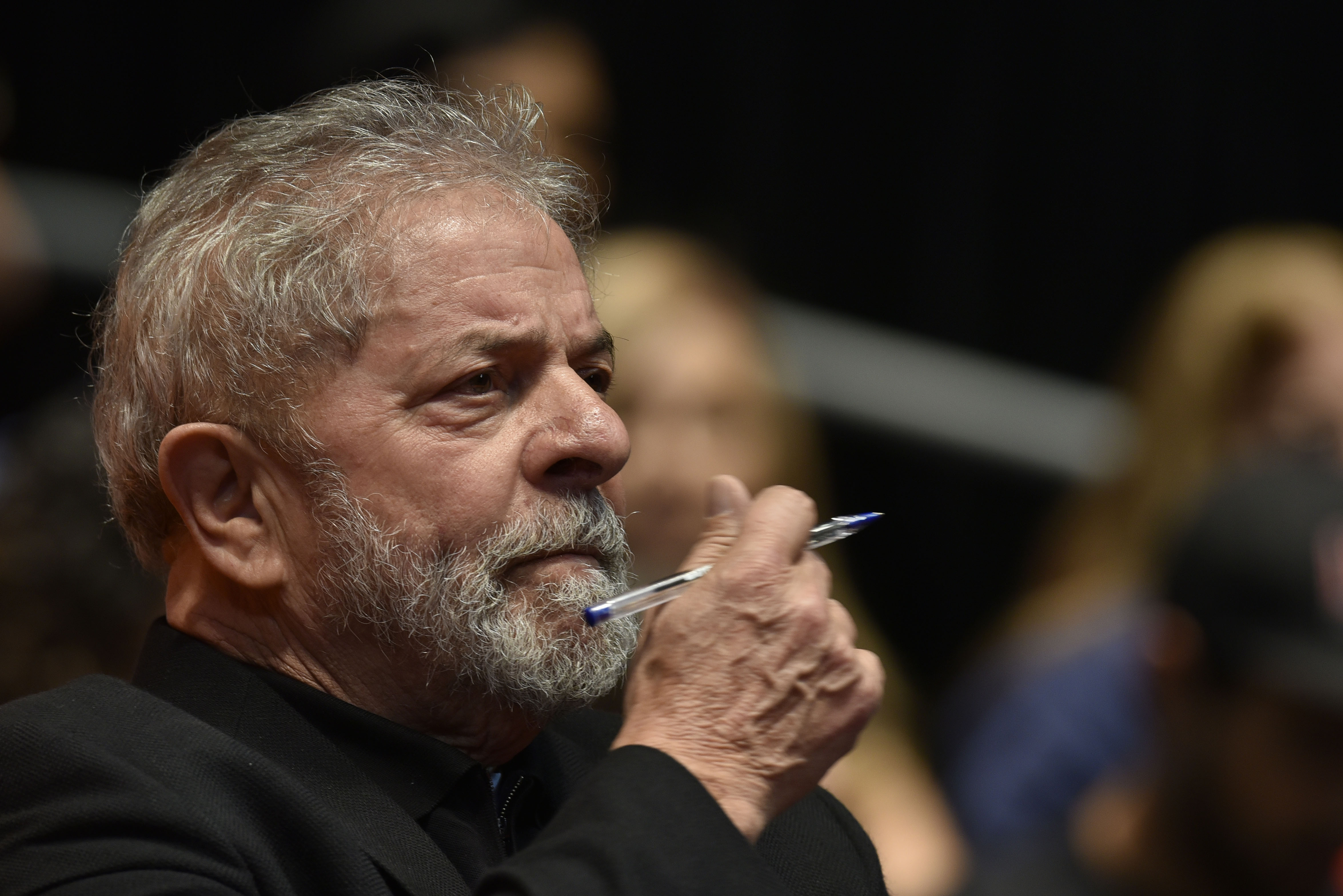 Propina devida ao PT foi discutida com Lula, diz delator