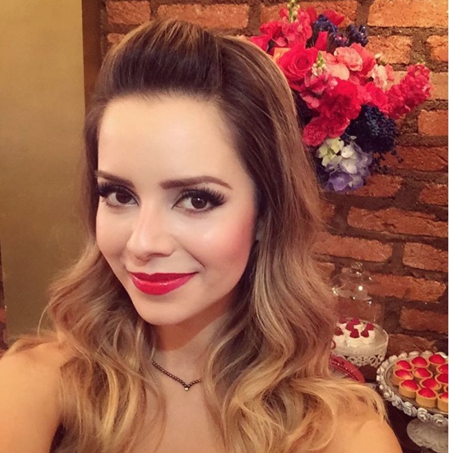 Sandy reforça segurança após ter braço machucado por fã