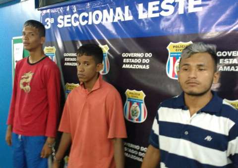 Trio é preso acusado de roubar casa em Manaus