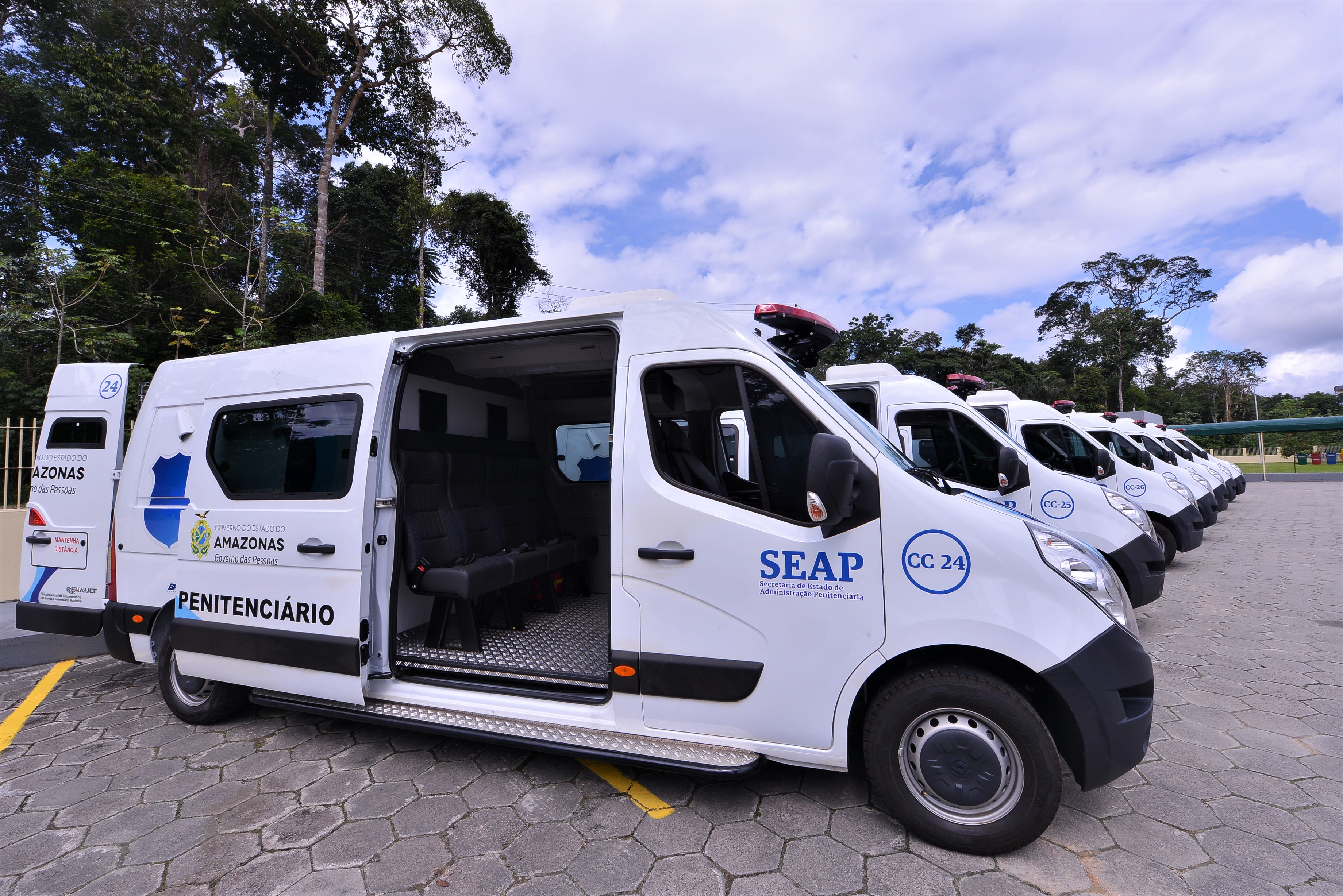 Presídios do Amazonas recebem viaturas do Governo Federal