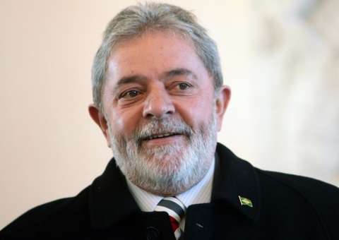 ‘Lula não cometeu nenhum crime’, afirma defesa de ex-presidente
