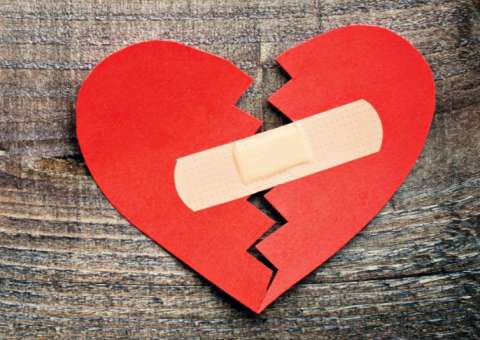 Estresse emocional: Conheça os sintomas e causas da síndrome do coração partido 