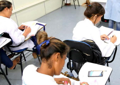 Centro oferece cursos de capacitação na área da saúde a preços acessíveis em Manaus