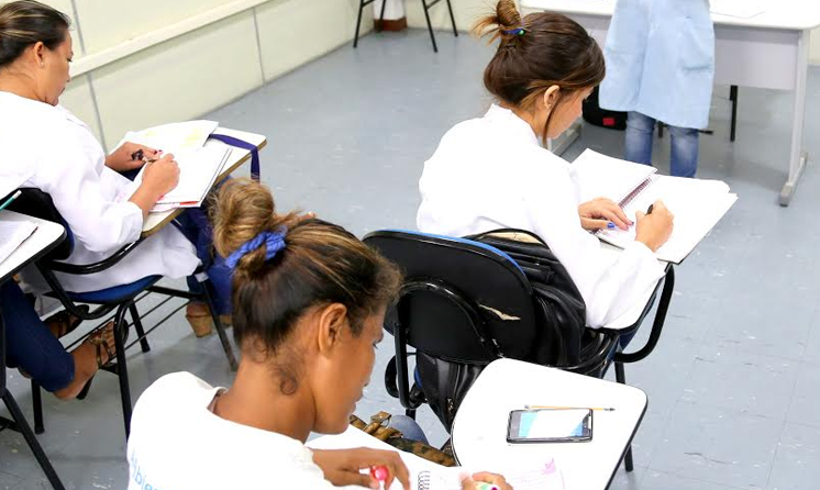 Centro oferece cursos de capacitação na área da saúde a preços acessíveis em Manaus