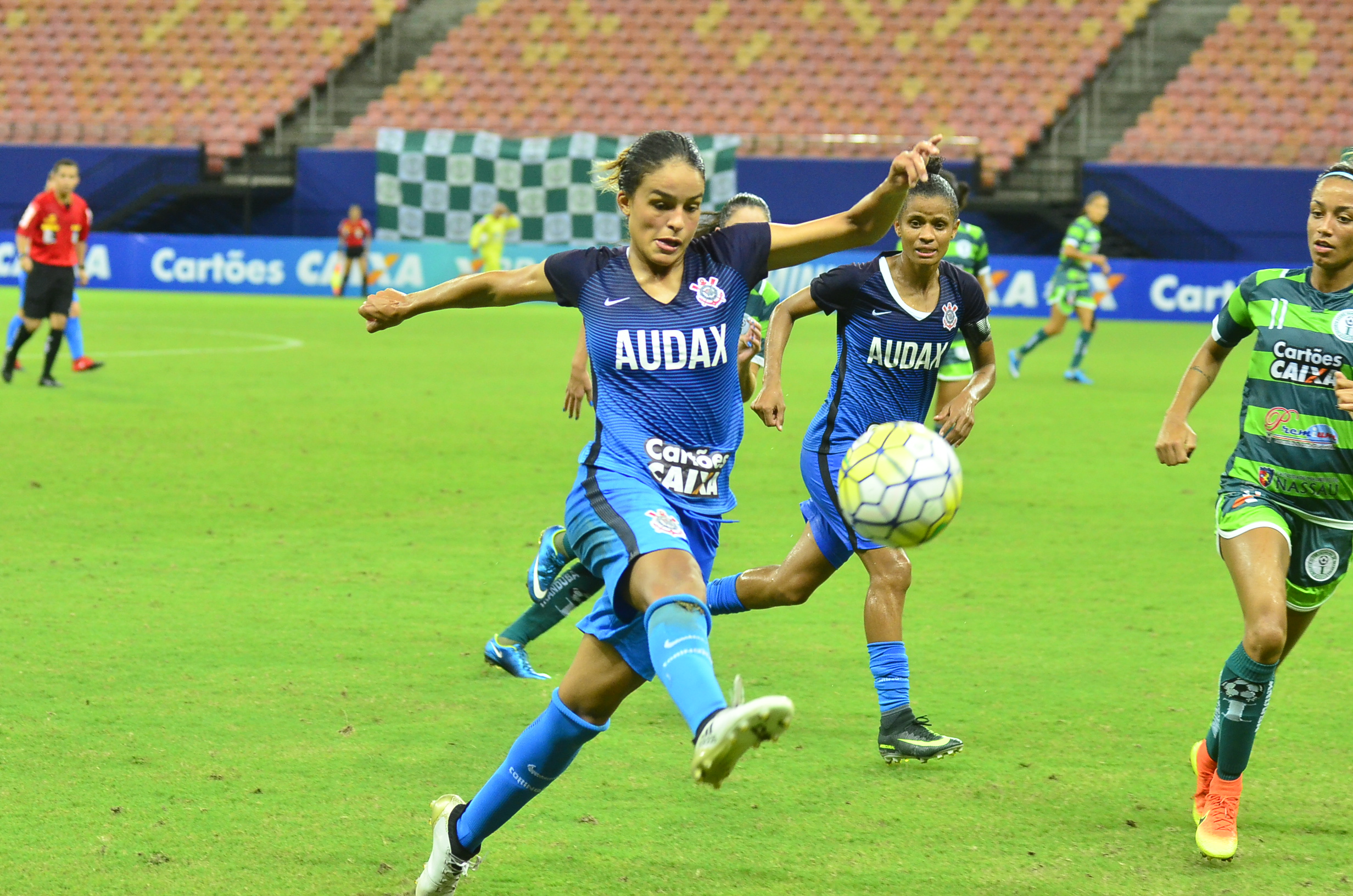 Invicto na Série A, Iranduba vence Corinthians na Arena da Amazônia e se torna líder isolado
