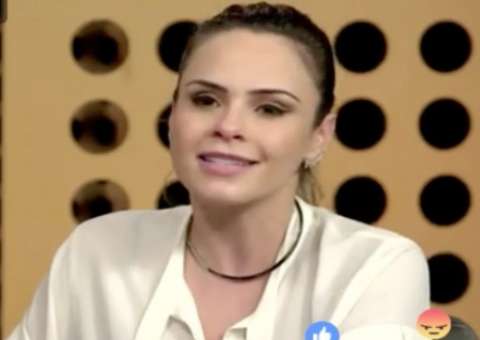 Ana Paula Renault revela em live o que aconteceu entre ela e Marcos