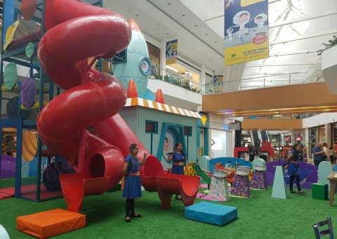 Show da Luna e exposição Floresta da Ciência se encerram neste domingo