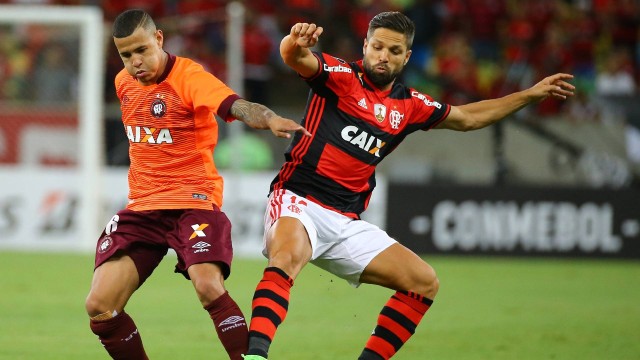 Flamengo confirma que Diego passará por cirurgia