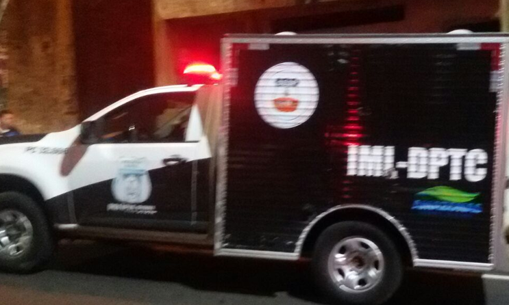 Dupla invade casa e mata homem na frente dos filhos em Manaus