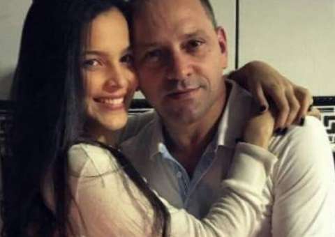 Logo após chamar Marcos de genro, pai de Emilly detona médico: 'é um psicopata'