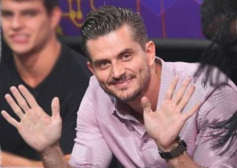 Marcos é excluído de vídeo de despedida do BBB17 e internautas criticam Globo