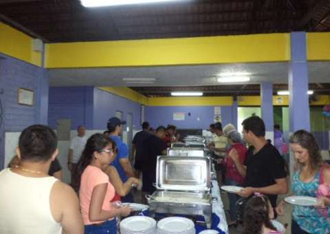 Em Manaus, Abrigo Moacyr Alves realiza feijoada beneficente 