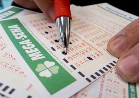 Mega-Sena: 127 pessoas acertam a quina e vão ganhar mais de R$ 30 mil