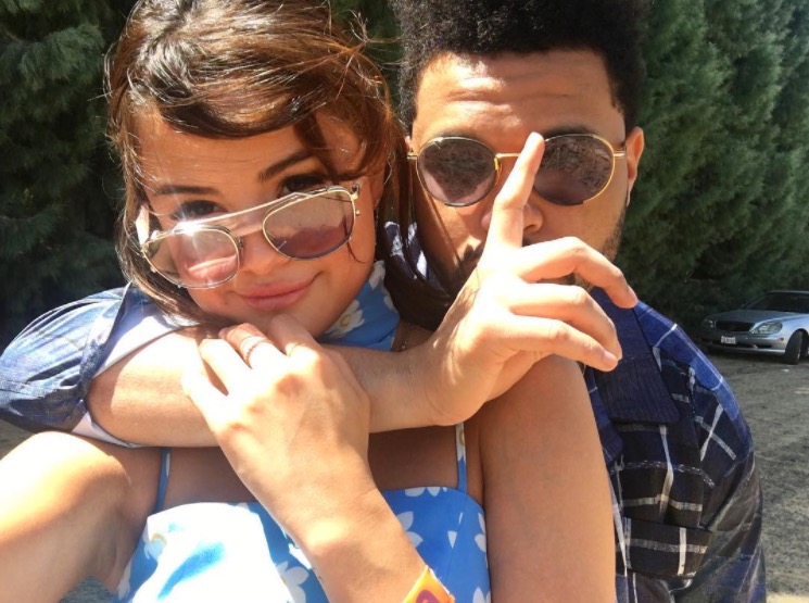 Selena Gomez posta primeira foto com o namorado The Weeknd
