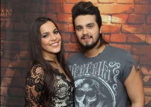 Ex-BBB Emilly dança com Luan Santana em show e fãs detonam: “corre que é cilada”