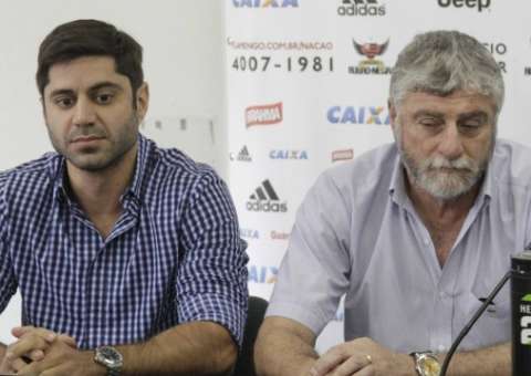 Ex-médico do Fla fala sobre demissão do filho e dispara contra líder do DM: 'traíra'