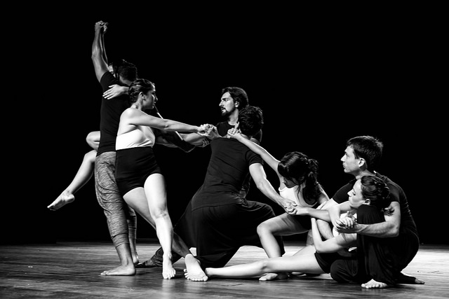 Companhia de dança promove espetáculo no Café Teatro nesta terça e quarta-feira