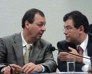 A propina que a Odebrecht diz que pagou a Eduardo Braga e Omar Aziz