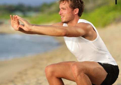 É melhor fazer exercício físico antes ou depois do café da manhã?