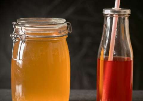 Aprenda a fazer um refrigerante saudável em casa