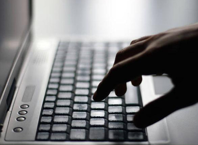 Após assaltar lan house, suspeitos são presos em Manaus